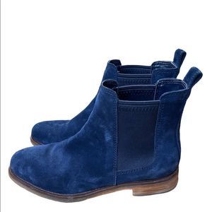 Clarks Women's Clarkdale Arlo Navy Suede Boots sz 8.5